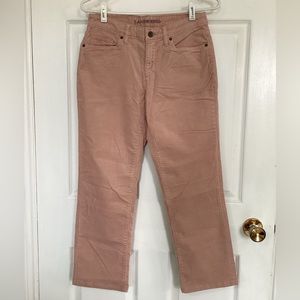 NWOT Mid-rise straight leg corduroy pants